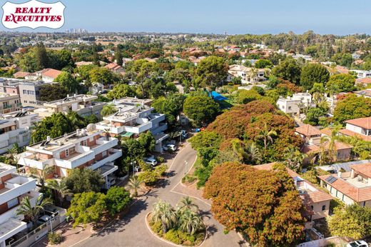 منزل ﻓﻲ Hod HaSharon, Central District