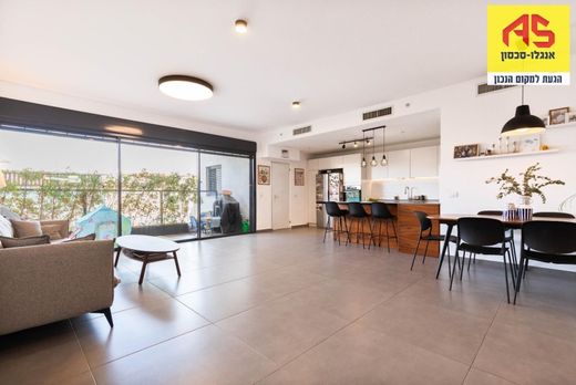 Apartment in Raanana, Central District