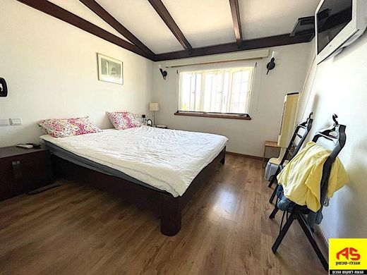 Stadswoning in Raanana, Central District