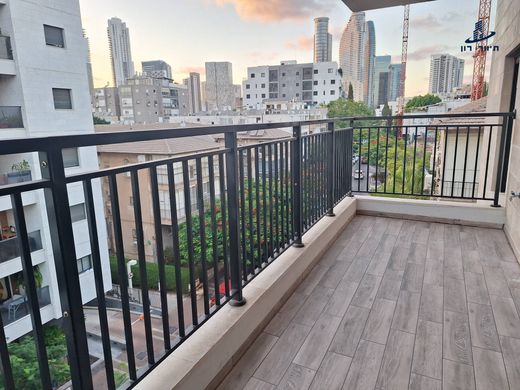 套间/公寓  Givatayim, Tel Aviv District