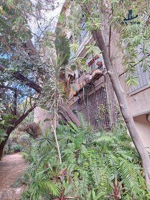 Casa di città a Givatayim, Tel Aviv District