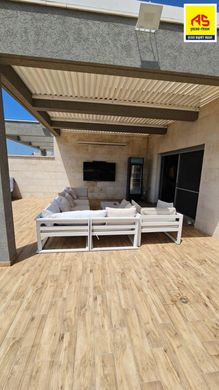 Penthouse Sederot, Southern District