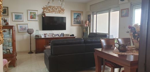 Apartamento - Rishon LeẔiyyon, Central District