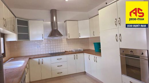 Penthouse in Netanja, Central District