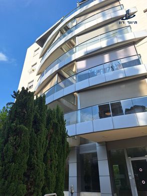 Apartment in Givatayim, Tel Aviv