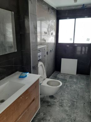 Appartamento a Givatayim, Tel Aviv District