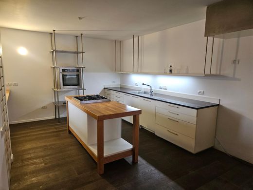 Apartment in Tel Aviv Yaffo, Tel Aviv