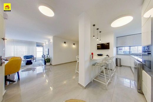 Apartment in Raanana, Central District