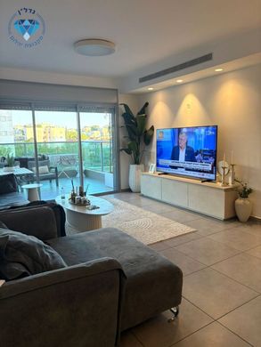 Appartement à Ness Ziona, Central District
