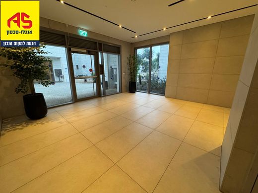 Apartment in Netanya, Central District