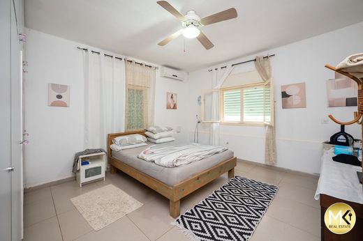 Casa de luxo - Pardés H̱anna Karkur, Haifa