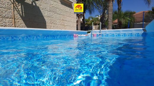 Luxury home in Sderot, Southern District