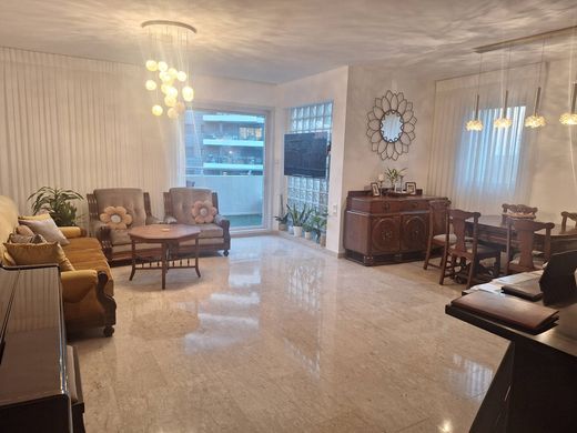 Apartamento - Ramat Gan, Tel Aviv District