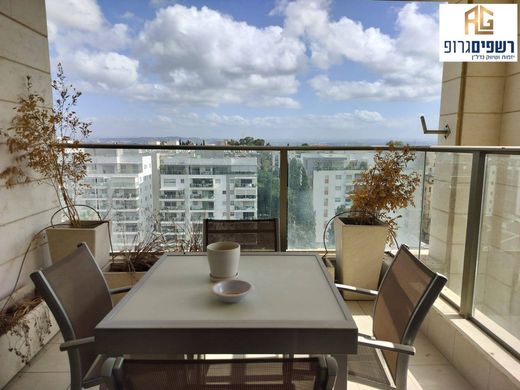 Appartamento a Kfar Saba, Central District