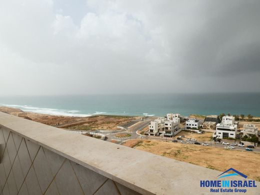 阁楼  Netanya, Central District