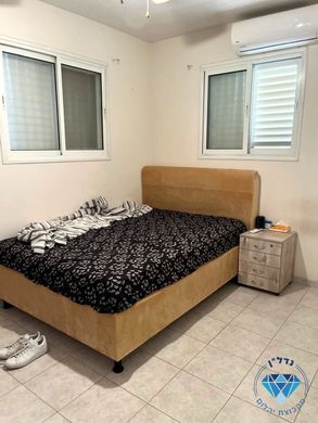 Piso / Apartamento en Ness Ziona, Central District