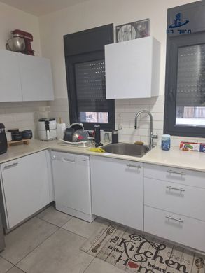 Apartment in Givatayim, Tel Aviv