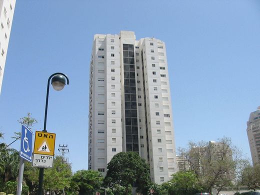 ﺷﻘﺔ ﻓﻲ Herzliyya, Tel Aviv District
