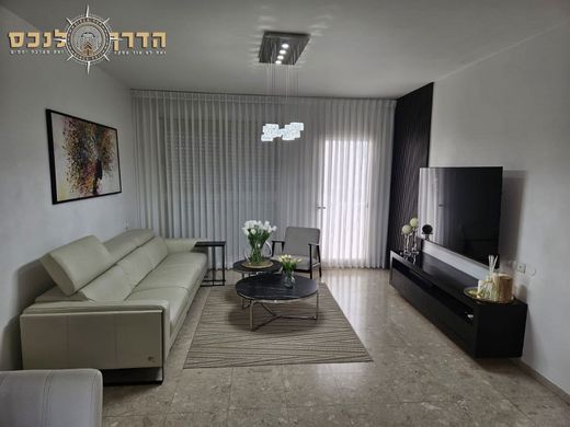 Apartment / Etagenwohnung in Aschdod, Southern District