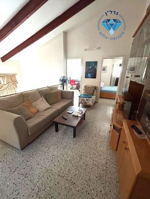 Maison de luxe à Ness Ziona, Central District