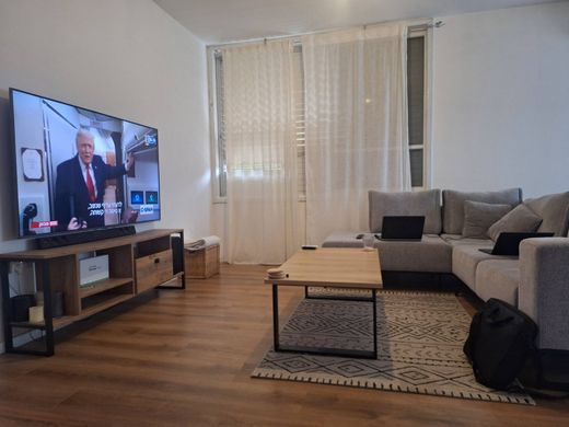 套间/公寓  Givatayim, Tel Aviv District