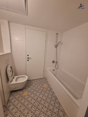 Piso / Apartamento en Givatayim, Tel Aviv District