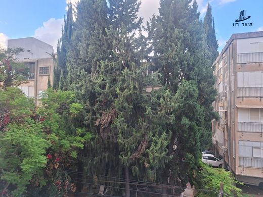 Apartment in Givatayim, Tel Aviv