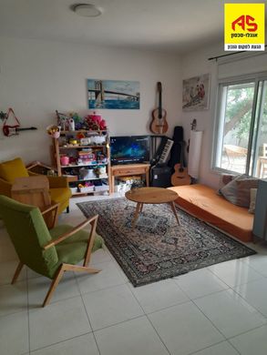 Daire Ramat HaSharon, Tel Aviv District