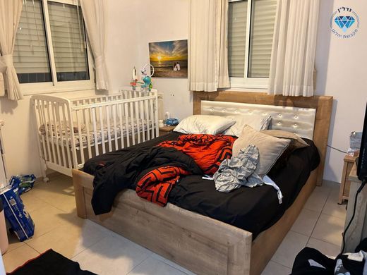 Apartment in Rishon LeZion, Central District