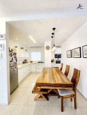 Piso / Apartamento en Givatayim, Tel Aviv District
