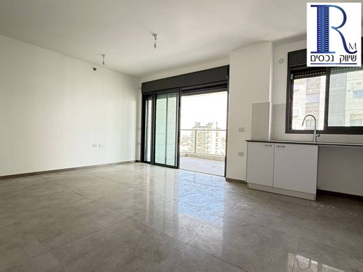 Piso / Apartamento en Jolón, Tel Aviv District