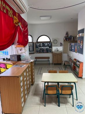 منزل ﻓﻲ Ness Ziona, Central District