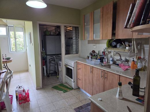 Apartment / Etagenwohnung in Tel Aviv, Tel Aviv District