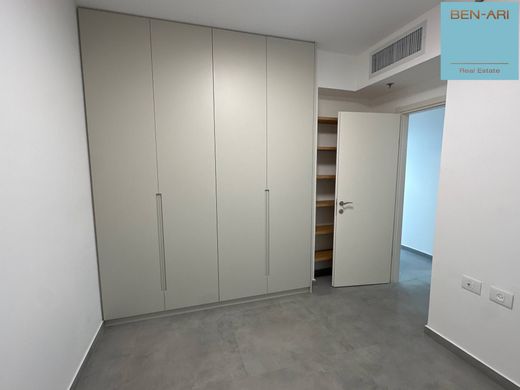 Apartment / Etagenwohnung in Tel Aviv, Tel Aviv District