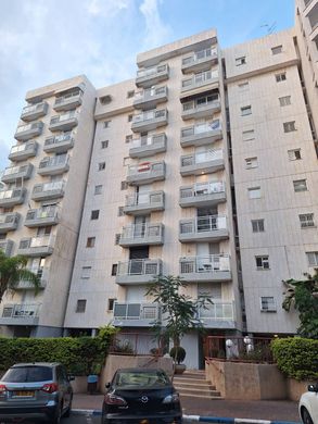 Piso / Apartamento en Givatayim, Tel Aviv District