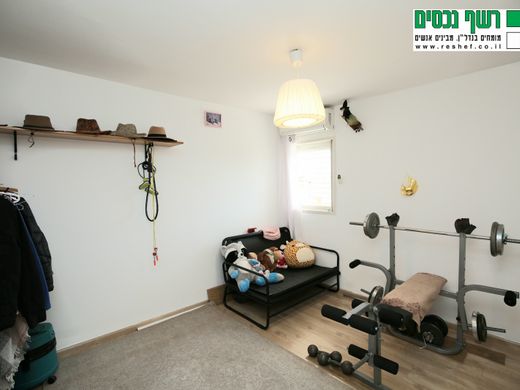 Townhouse - Kfar Saba, Central District