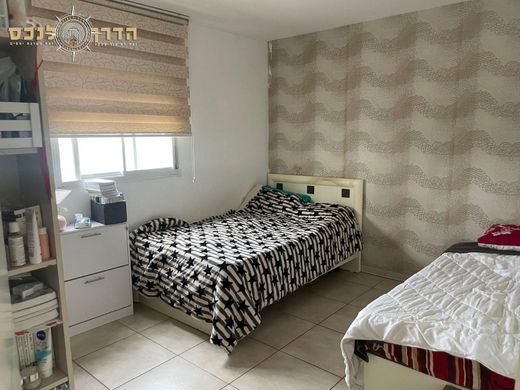 Apartment / Etagenwohnung in Aschdod, Southern District