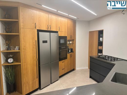 Apartment in Rehovot, Central District