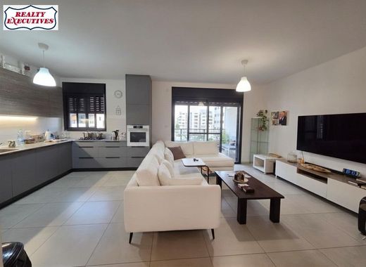 Apartment in Raanana, Central District