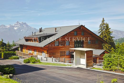 Apartment / Etagenwohnung in Chesières, Aigle