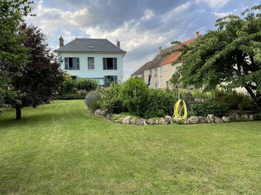 Villa in Breuillet, Essonne