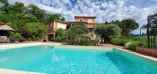 Joyeuse, Ardècheのヴィラ