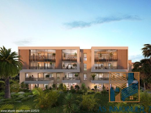 Apartment / Etagenwohnung in Sète, Hérault