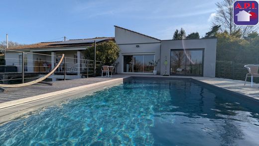 Villa in Saint-Léon, Upper Garonne