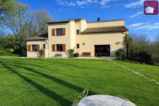 Villa in Esperce, Haute-Garonne