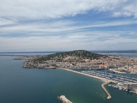 Участок, Сет, Hérault