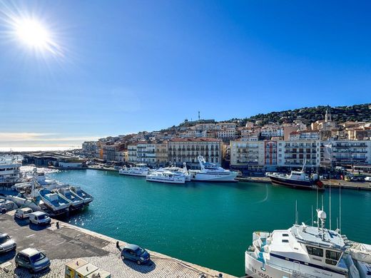 Apartment in Sète, Hérault