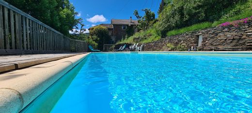 Вилла, Saint-André-Lachamp, Ardèche