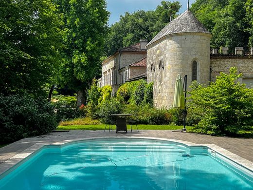 Castello a Agen, Lot-et-Garonne