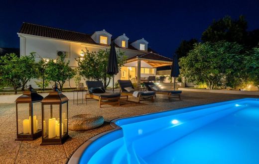 Villa en Poreč, Kutjevo